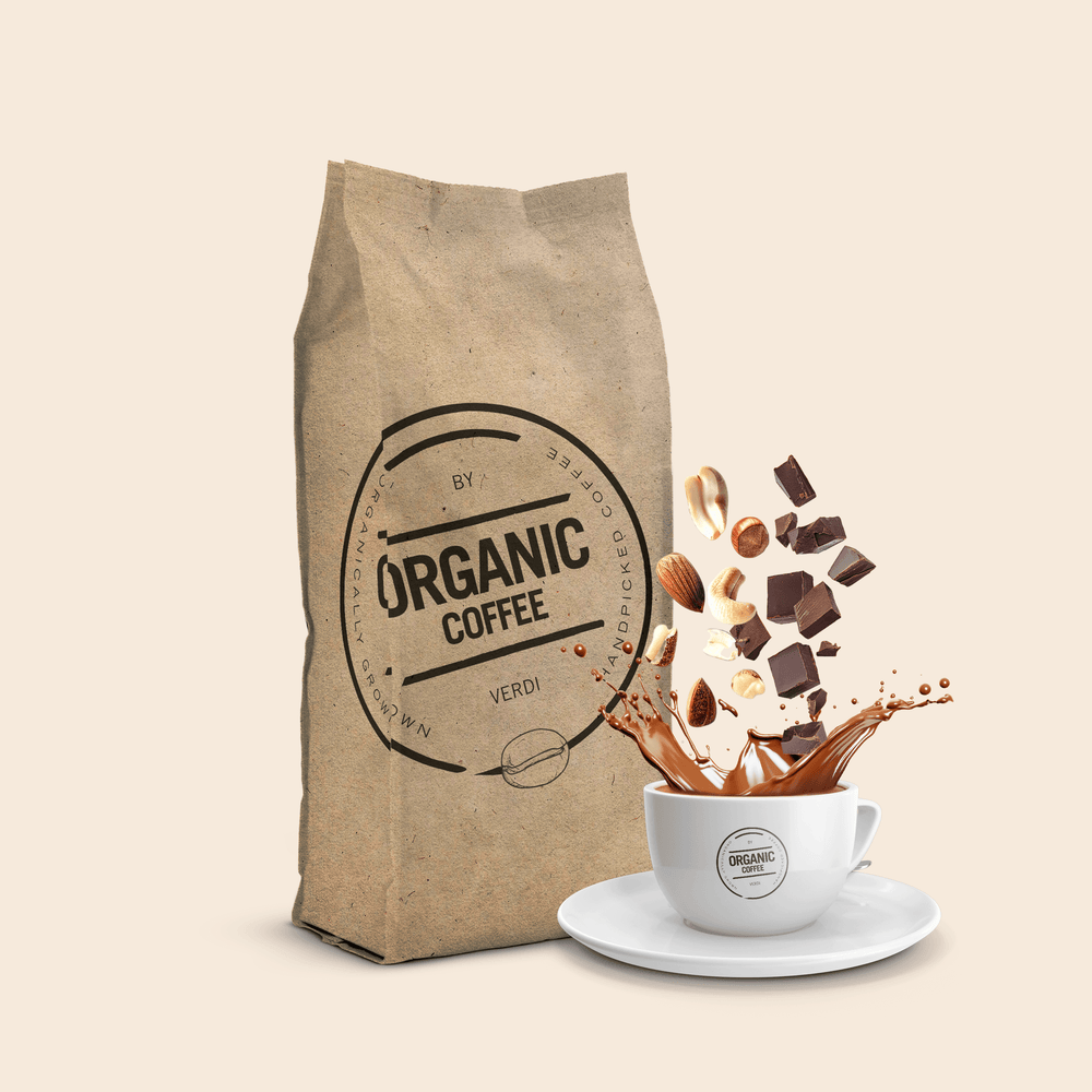 Organic Coffee van CaféHuis – 100% biologisch en Climate Neutral gecertificeerd. Krachtige, donkere smaak met tonen van noten en chocolade. Ideaal voor espresso en cappuccino. Duurzaam geteelde bonen voor een volle en intense koffiebeleving zonder compromis.